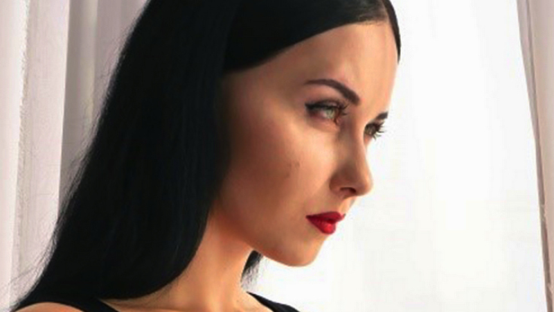 Belgian Actress Laura Van Yck Wins Award for “From a Barren State”