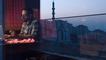 One-Third of a Second: Masterful Debut Short by Burak Oguz Saguner One-Third of a Second: Masterful Debut Short by Burak Oguz Saguner