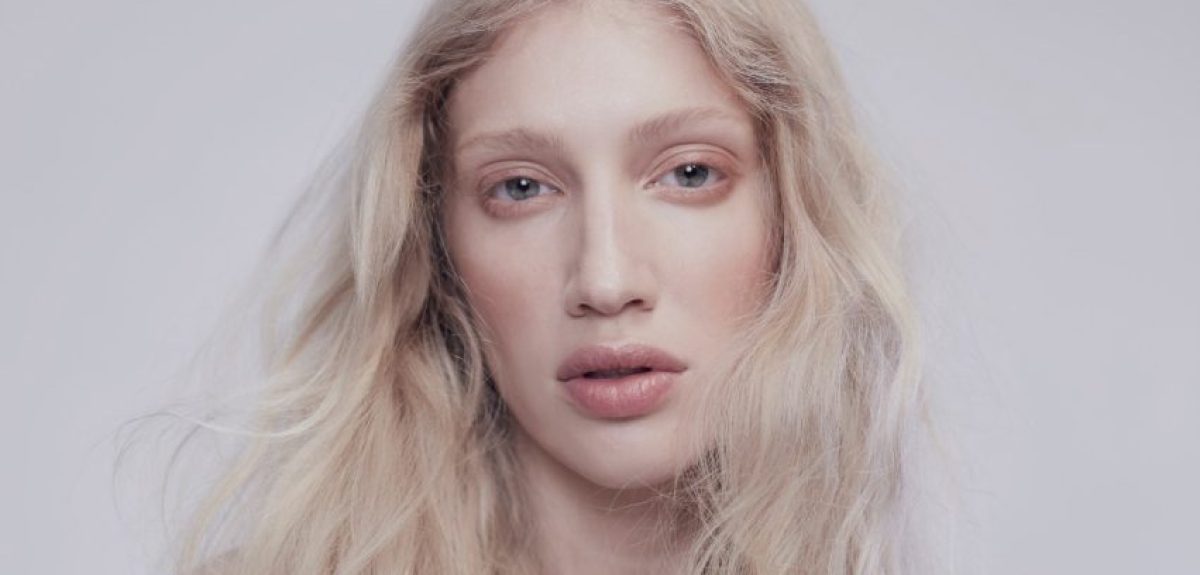 Upcoming Actress Emily Eckes on Alice Fades Away