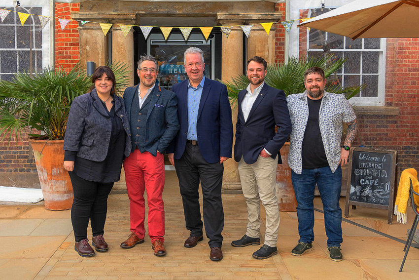 richard-team)indieactivity