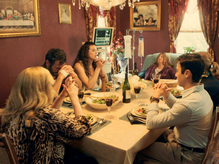 sunday sauce_indieactivity