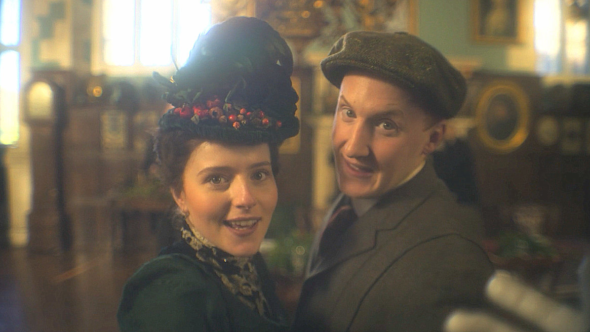 the painting & the statue_indieactivity