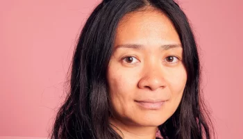 Chloé Zhao, Going Behind the Scenes