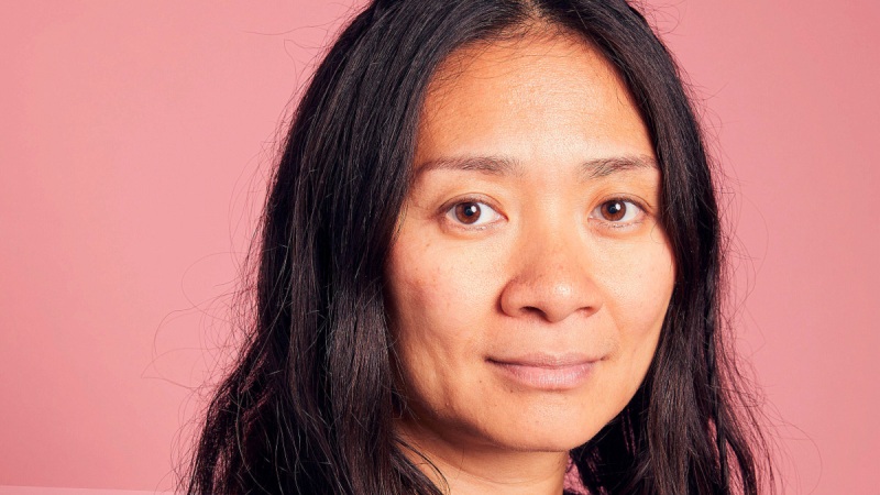 Chloé Zhao, Going Behind the Scenes