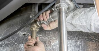 How Hiring a Plumber in Dallas Can Prevent Costly Water Damage